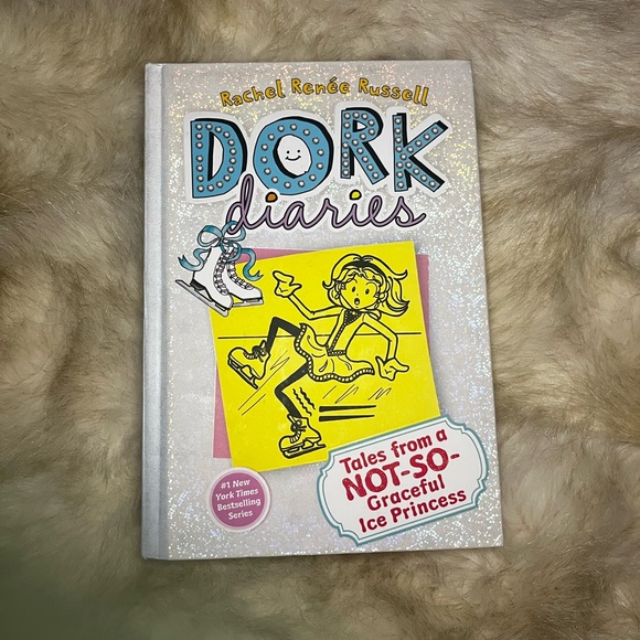 Dork Diaries 4-6 Book set - Picture 7 of 13